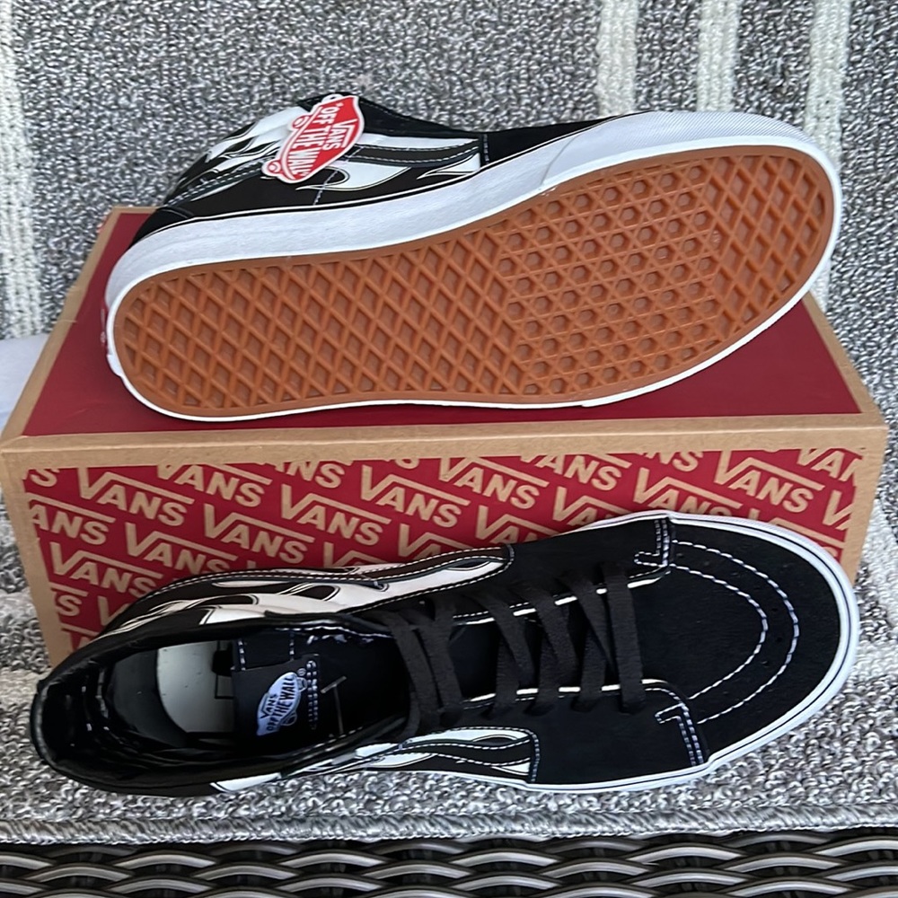 Vans Sk8-Hi Flame Black/White WMNS - Picture 5 of 16